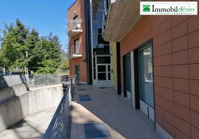 Via Isca del Pioppo snc, 85100 Potenza, POTENZA, BASILICATA, 2 Stanze Stanze,Commerciale,Vendita,Via Isca del Pioppo,1329