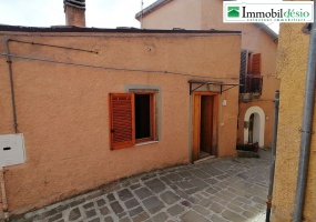 Via della Libertà 3, 85100 Tito, POTENZA, BASILICATA, 2 Stanze da Letto Stanze da Letto, ,Residenziale,Vendita,Via della Libertà ,1349