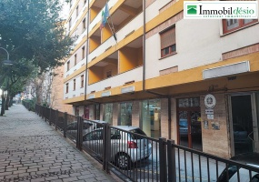 Via Mazzini 37, 85100 Potenza, POTENZA, BASILICATA, 1 Stanza Stanze,Commerciale,Affitto,Via Mazzini,1381