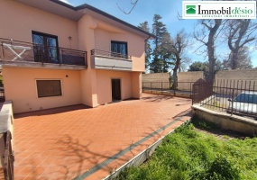 via Nedo Nadi 1, 85100 POTENZA, POTENZA, BASILICATA, 2 Stanze da Letto Stanze da Letto, ,Residenziale,Affitto,via Nedo Nadi,1388