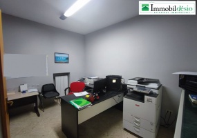 via Sanremo 88, 85100 POTENZA, POTENZA, BASILICATA, 4 Stanze Stanze,Commerciale,Vendita,via Sanremo,1384