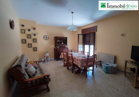 Viale Antonio Gramsci 125, 85055 PICERNO, POTENZA, BASILICATA, 3 Stanze da Letto Stanze da Letto, ,Residenziale,Vendita,Viale Antonio Gramsci,1399