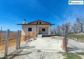 STRADA DELLE CASTAGNE SNC, 85055 PICERNO, POTENZA, BASILICATA, 3 Stanze da Letto Stanze da Letto, ,Villa,Vendita,STRADA DELLE CASTAGNE ,1466