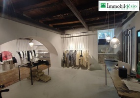 via Pretoria 133, 85100 Potenza, POTENZA, BASILICATA, 2 Stanze Stanze,Commerciale,Vendita,via Pretoria ,1468
