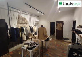via Pretoria 133, 85100 Potenza, POTENZA, BASILICATA, 2 Stanze Stanze,Commerciale,Vendita,via Pretoria ,1468