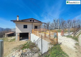 strada delle castagne snc, 85055 PICERNO, POTENZA, BASILICATA, 2 Stanze da Letto Stanze da Letto, ,Residenziale,Vendita,strada delle castagne,1491