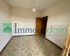 Interni