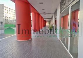 piazza della costituzione, 85100 Potenza, Potenza, Basilicata, 3 Stanze Stanze,Commerciale,Affitto,piazza della costituzione,1532