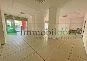 piazza della costituzione, 85100 Potenza, Potenza, Basilicata, 3 Stanze Stanze,Commerciale,Affitto,piazza della costituzione,1532