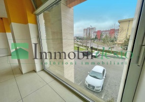 Piazza della costituzione, 85100 Potenza, Potenza, Basilicata, 3 Stanze Stanze,Commerciale,Affitto,Piazza della costituzione,1533