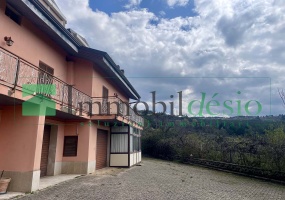 via isca verde 109, 85100 Potenza, Potenza, Basilicata, 10 Stanze da Letto Stanze da Letto, ,Villa,Vendita,via isca verde,1536
