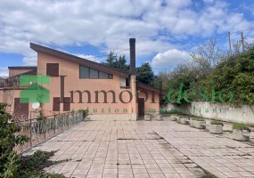 via isca verde 109, 85100 Potenza, Potenza, Basilicata, 10 Stanze da Letto Stanze da Letto, ,Villa,Vendita,via isca verde,1536