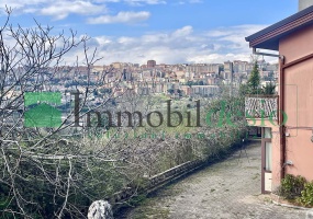 via isca verde 109, 85100 Potenza, Potenza, Basilicata, 10 Stanze da Letto Stanze da Letto, ,Villa,Vendita,via isca verde,1536