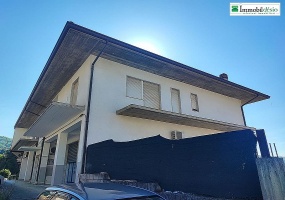 via aldo moro 20, 85055 PICERNO, POTENZA, BASILICATA, 3 Stanze da Letto Stanze da Letto, ,Residenziale,Vendita,via aldo moro ,1558