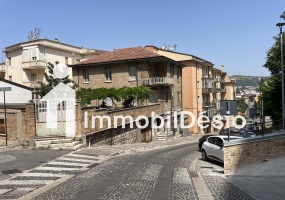 discesa san gerardo 61, 85100 Potenza, Potenza, Basilicata, 5 Stanze da Letto Stanze da Letto, ,Residenziale,Vendita,discesa san gerardo,1570