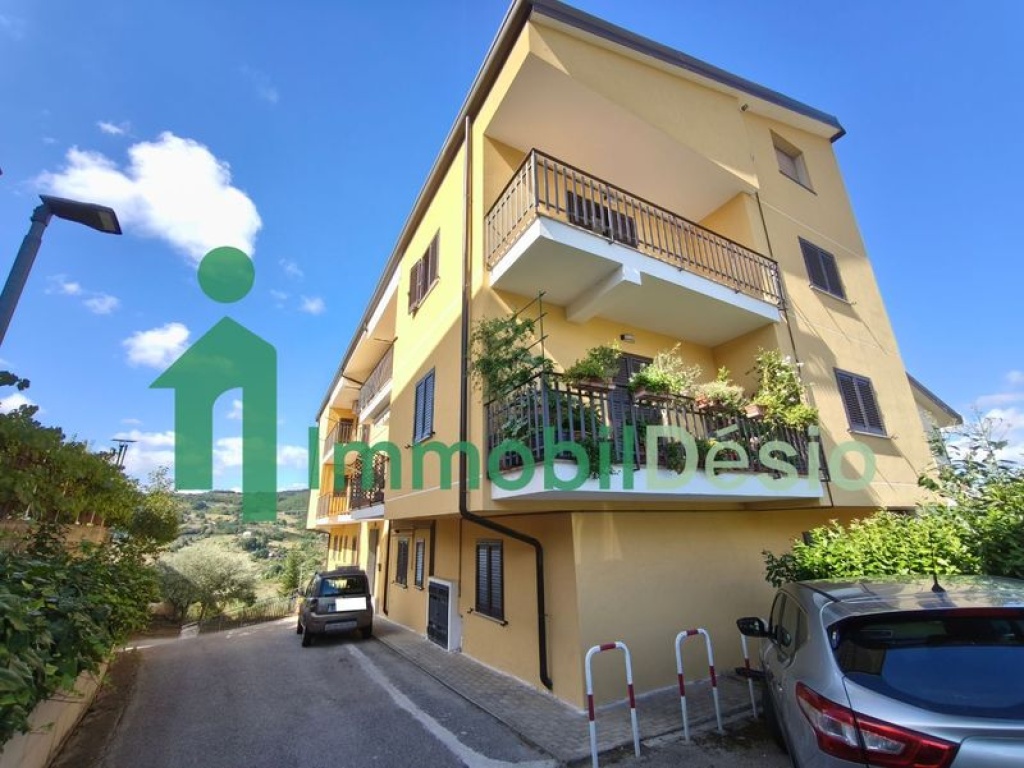 VIA CALVARIO 210, 85050 TITO, pz, Potenza, 3 Stanze da Letto Stanze da Letto, ,Residenziale,Vendita,VIA CALVARIO ,1649 VIA CALVARIO 210, 85050 TITO, pz, Potenza, 3 Stanze da Letto Stanze da Letto, ,Residenziale,Vendita,VIA CALVARIO ,1649