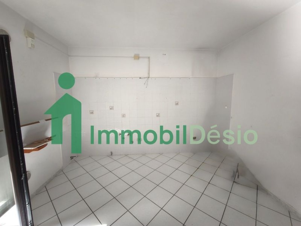 VIA CALVARIO 210, 85050 TITO, pz, Potenza, 3 Stanze da Letto Stanze da Letto, ,Residenziale,Vendita,VIA CALVARIO ,1649 VIA CALVARIO 210, 85050 TITO, pz, Potenza, 3 Stanze da Letto Stanze da Letto, ,Residenziale,Vendita,VIA CALVARIO ,1649
