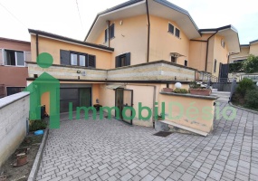 VIA FONTANA CAMILLO 110, 85050 TITO, POTENZA, BASILICATA, 3 Camera da Letto Stanze da Letto, 0 ,Residenziale,Vendita,VIA FONTANA CAMILLO ,0,836707 VIA FONTANA CAMILLO 110, 85050 TITO, POTENZA, BASILICATA, 3 Camera da Letto Stanze da Letto, 0 ,Residenziale,Vendita,VIA FONTANA CAMILLO ,0,836707