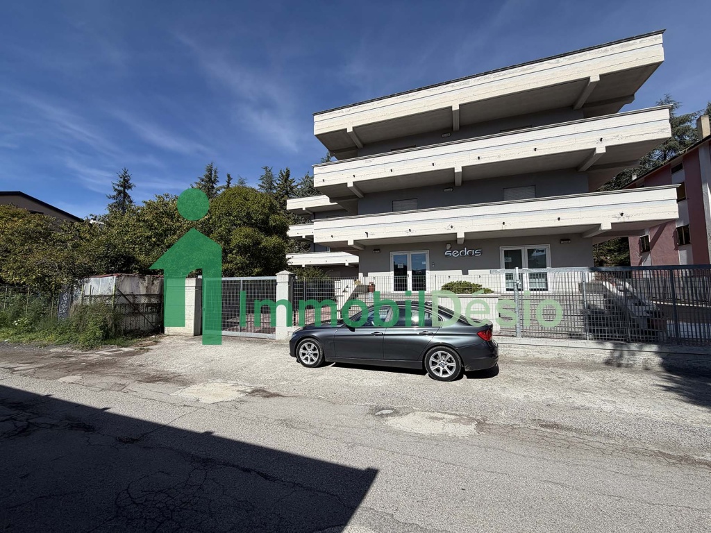 Via Maestri del lavoro 5, 85100 Potenza, Potenza, Basilicata, 0 , 30 Stanza Stanze,Commerciale,Vendita,Via Maestri del lavoro,0,836724 Via Maestri del lavoro 5, 85100 Potenza, Potenza, Basilicata, 0 , 30 Stanza Stanze,Commerciale,Vendita,Via Maestri del lavoro,0,836724